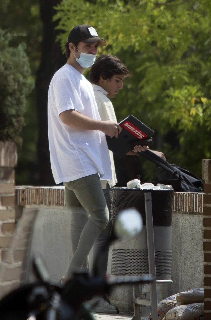 Froilán, con su complemento estrella, la gorra