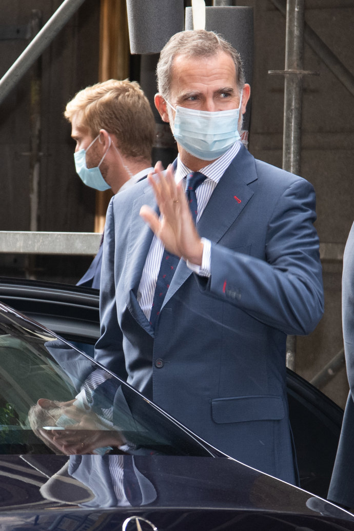 Don Felipe, muy cercano y sonriente con el pueblo