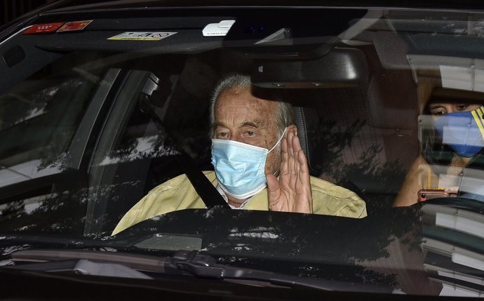 Victoriano saludó amable a la prensa