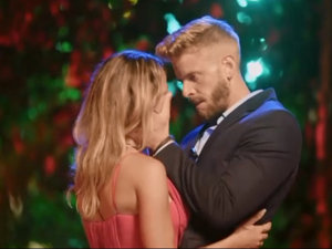 Mayka ha abandonado el reality con Óscar