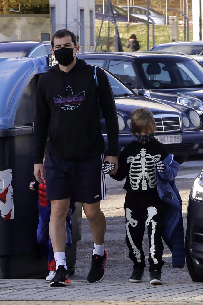 Iker Casillas con sus hijos Lucas y Martín