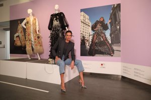 Nieves Álvarez, espectacular como de costumbre