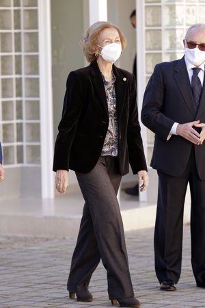 La Reina Sofía se ha mostrado feliz y tranquila en su reaparición pública