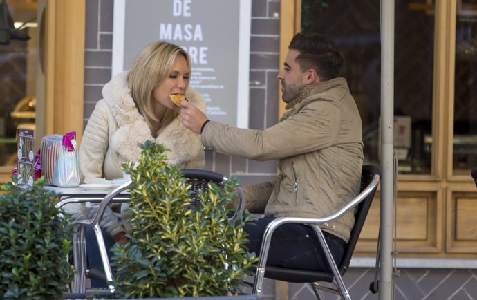 Yola Berrocal y Sergio Ayala