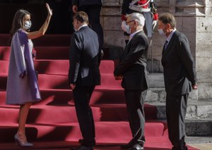 Doña Letizia ha presumido de brazos en su visita a Valencia