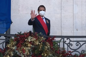 Rafa Nadal ha saludado desde el balcón de la Casa de Correos