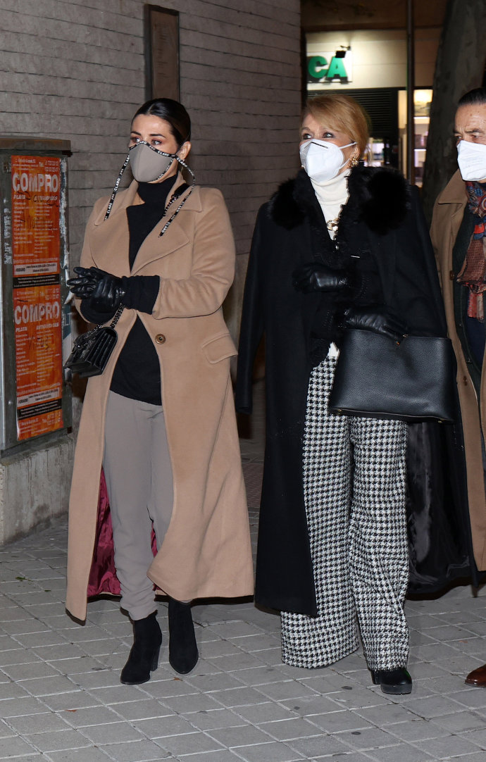 Elena Tablada con su tía Vivian