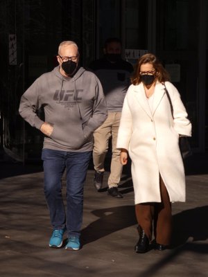 Josep María Mainat, con su abogada