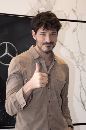 Andrés Velencoso, uno de los actores más atractivos de nuestro país