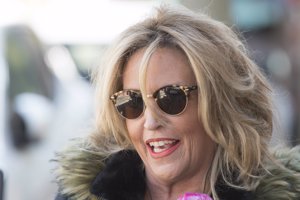 La faceta más divertida de Lydia Lozano en el día de su cumpleaños