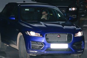 Enrique Ponce llevó a sus hijas al domicilio conyugal después de disfrutar de unos días con ellas