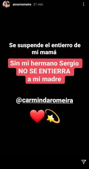 Amor Romeira suspende el entierro de su madre