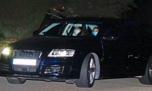 La Reina Letizia, orgullosa, sale de casa de su padre, Jesús Ortiz, tras su típica visita en el día de Reyes