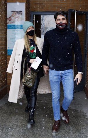 María Pombo y Pablo Castellano, sus fotografías bajo la nieve en su primera salida sin Martín