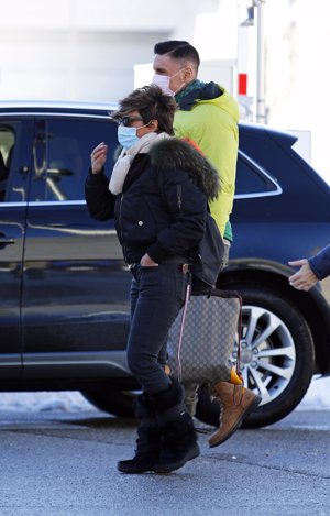 La presentadora, con unas botas muy abrigosas