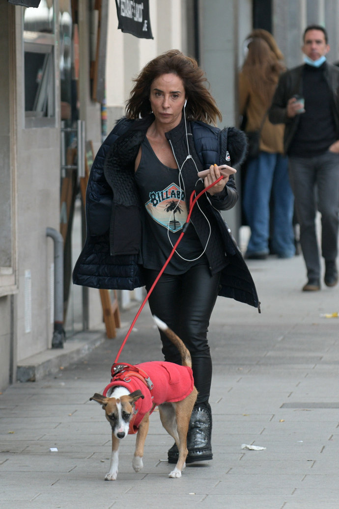 María Patiño con su perro