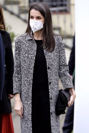 La monarca ha lucido orgullosa sus canas