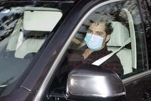 David Bisbal recogió personalmente a su hija en la casa de Elena Tablada