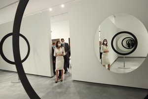 Los Reyes han inaugurado el Museo de Arte Contemporáneo Helga de Alvear