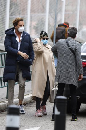 Mila lleva luchando 8 meses contra el cáncer