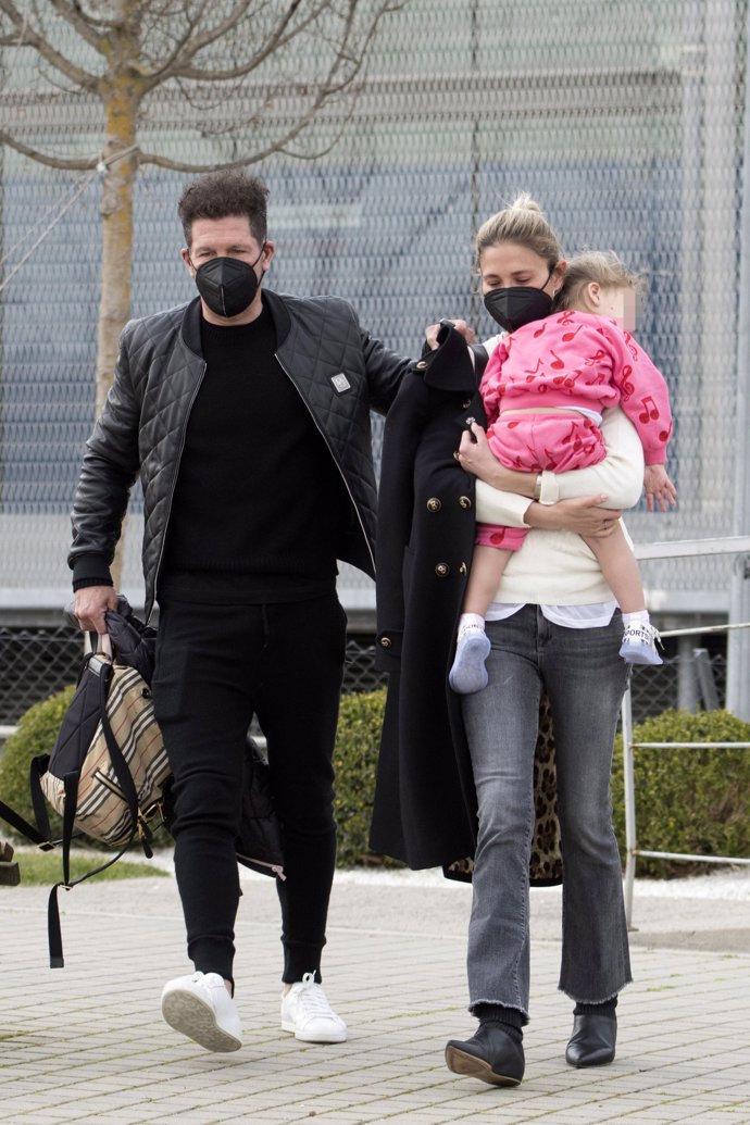 Simeone y Carla Pereyra con su hija Valentina