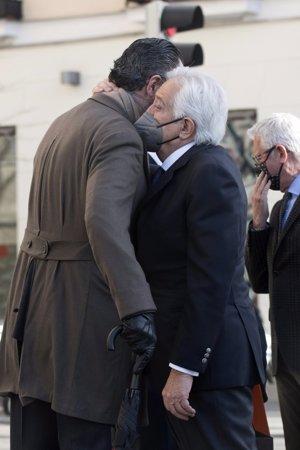 El exmarido de la Infanta Elena se despidió cariñoso del empresario Juan Palacios