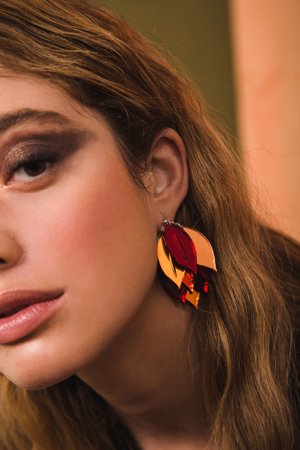 Los elementos étnicos marcan la colección Savanna