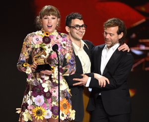 Taylor Swift, ganadora al Mejor Álbum del Año