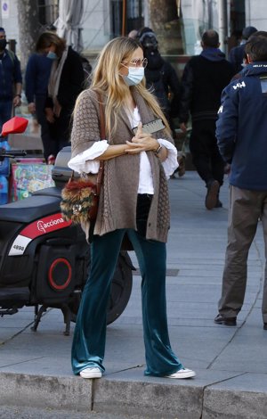 Carola Baleztena  presumió de tripa con un acertado look