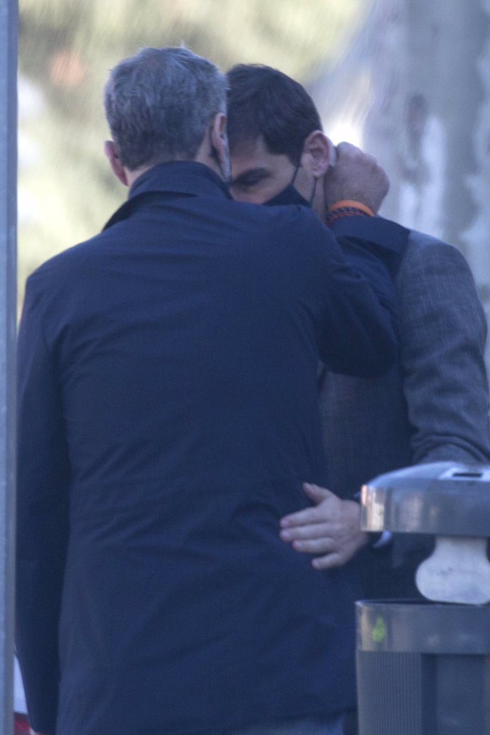 Iker Casillas con amigos