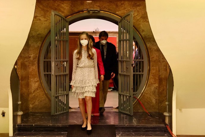 Leonor en la Caja de las Letras