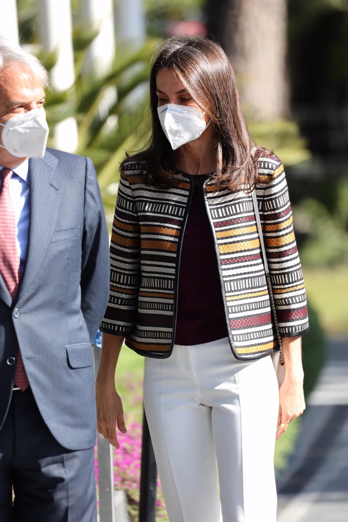 Doña Letizia, con un elegante look