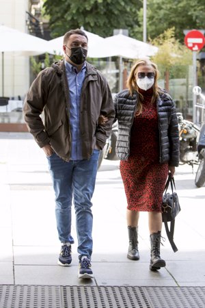 Belén, romántico paseo con su marido, Miguel Marcos