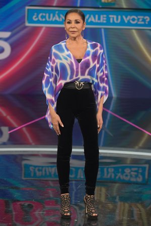 Isabel Pantoja en la presentacion de 