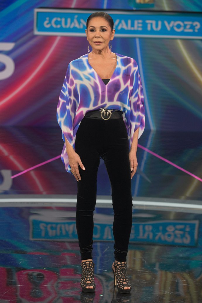 Isabel Pantoja, delgadísima en su reaparición