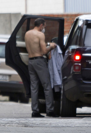 Antes de regresar a Almería, el diestro cambió su camisa por un cómodo polo