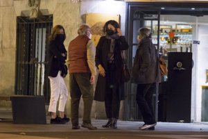 La modelo presumió de complicidad con sus excuñadas