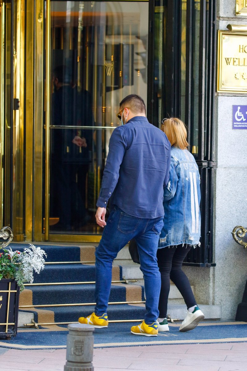 Belén Esteban y Miguel acudieron a un conocido restaurante de la capital