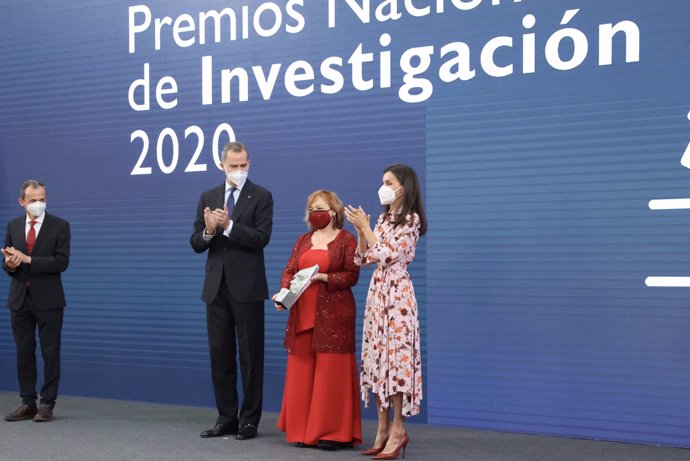 Los Reyes han entregado los Premios Nacionales de Investigación