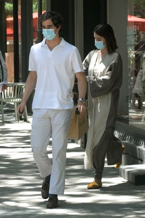 Los Duques de Huéscar, jornada de compras haciendo gala de su discreción