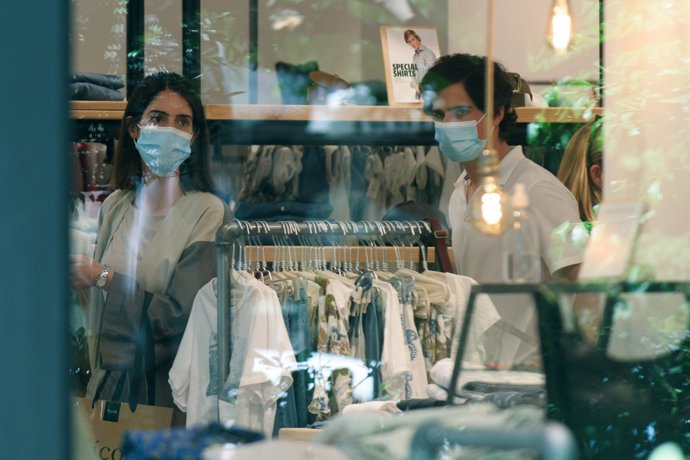 Los Duques de Huéscar, de tiendas