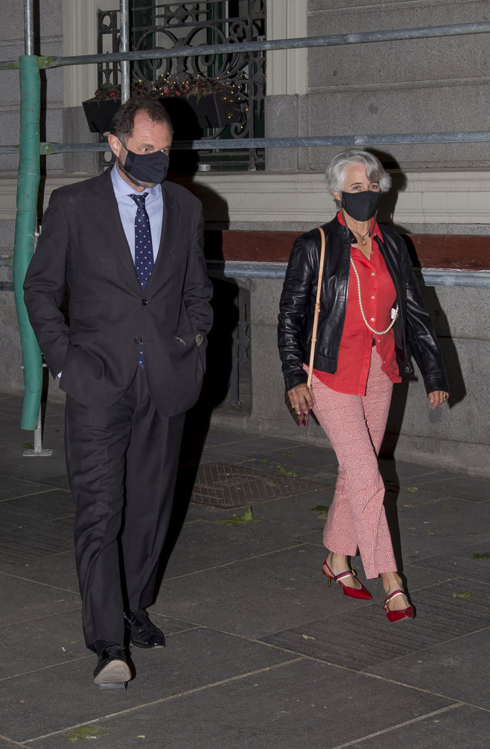 Luis Gasset, con una amiga