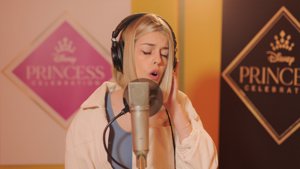 Nerea Rodríguez pone voz al primer himno de las Princesas Disney