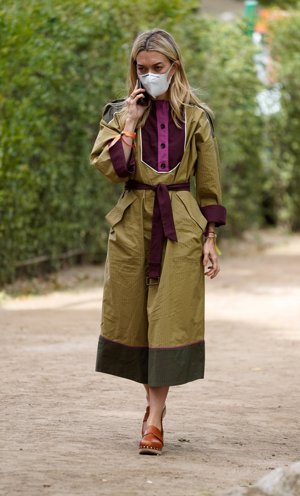 La joven lució un vestido túnica de Zara edición limitada