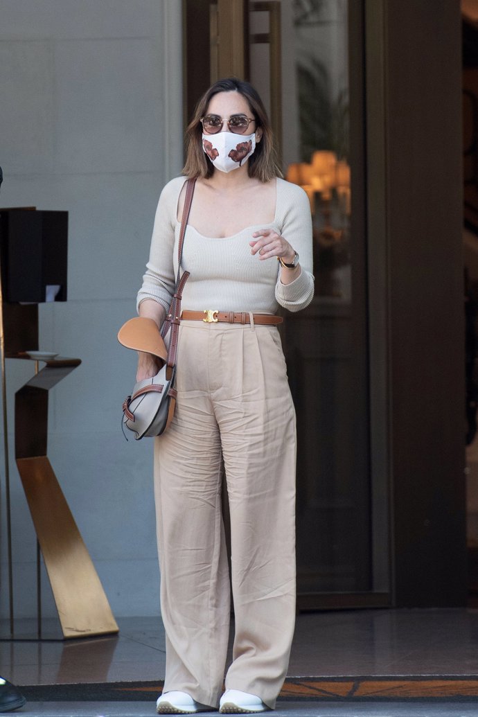 Tamara Falcó, con un look ideal en tonos crema