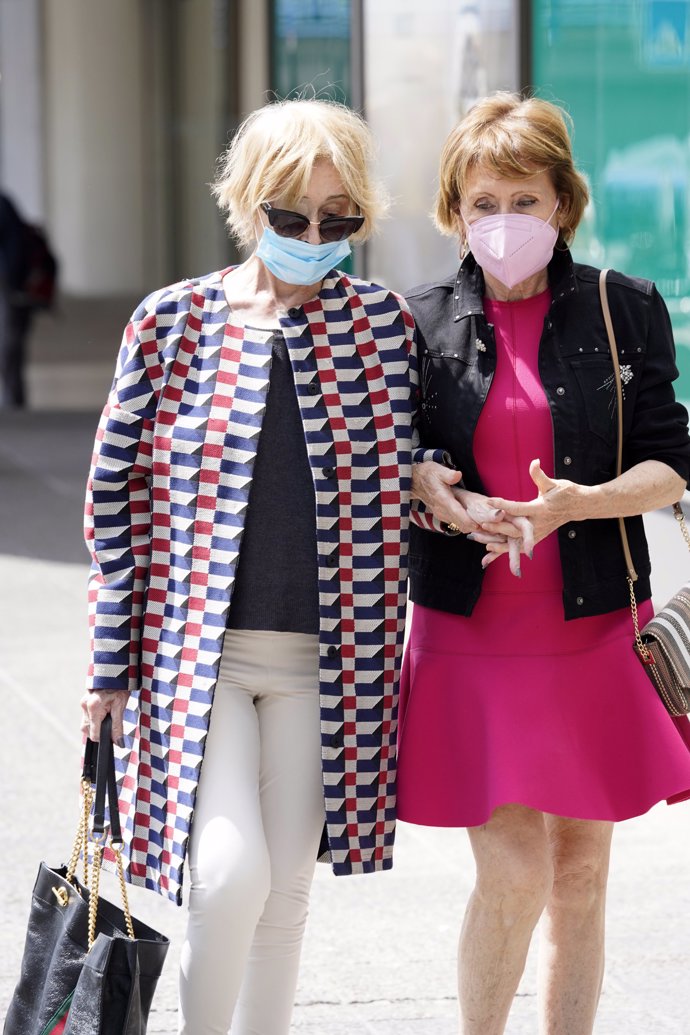 Mila Ximénez con su hermana Concha