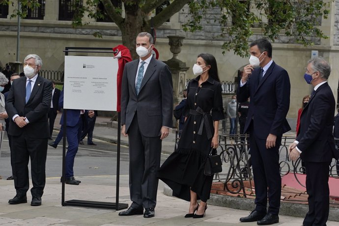 Los Reyes, con Pedro Sánchez en Vitoria