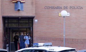 Padre e hija han puesto en manos de la justicia el acoso que sufren por redes sociales