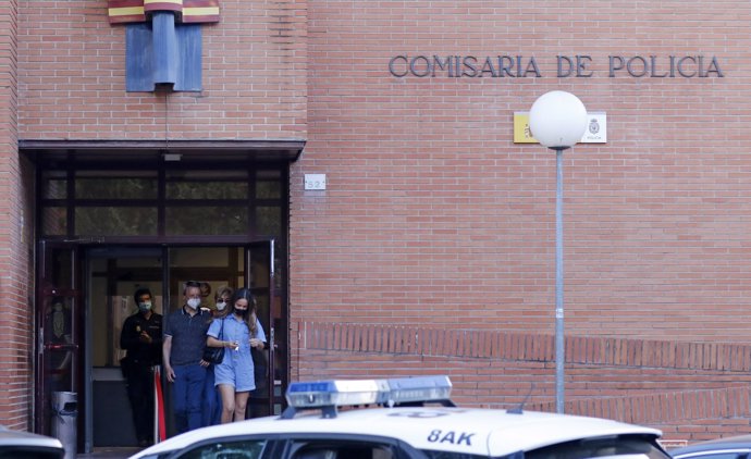 Gloria Camila, Ortega Cano y Ana María en comisaría