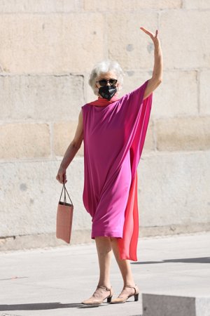 Marisa Paredes ha coincidido con la Reina en la elección del color de su vestimenta